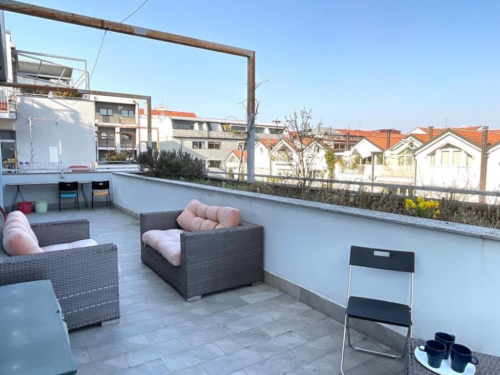 Your Apartments In Navigli District Milano Exteriör bild